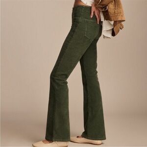 Lucky Brand Women’s Fairytale Green Stevie High Rise Flare Corduroy’s Size 12